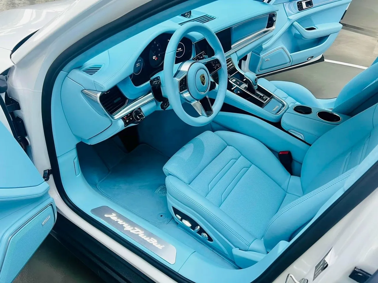 Bộ ghế Lamborghini sau khi bọc