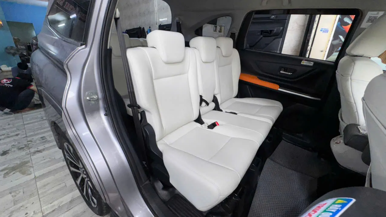 Ghế Toyota Veloz