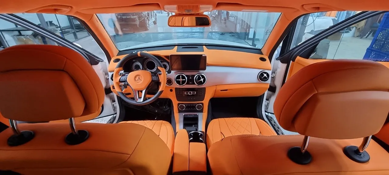 Bọc ghế Mercedes Cam tại Ngọc Phát Auto
