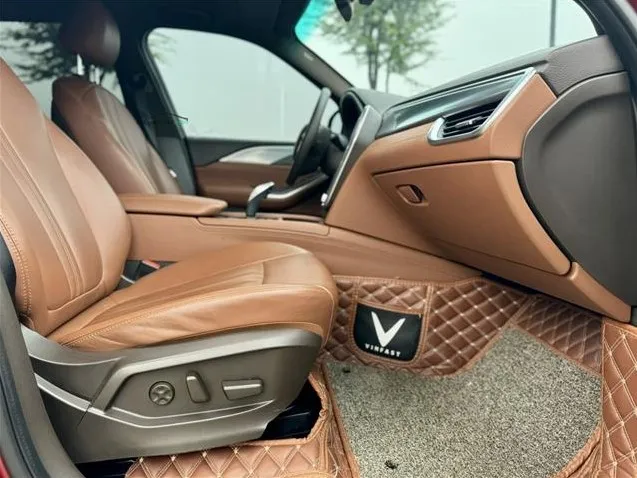 Thảm lót sàn VinFast VF9 Da Bò Italy